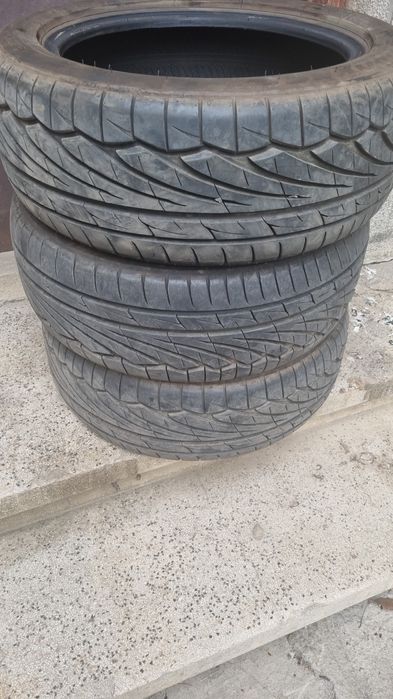 Vând anvelope de vara