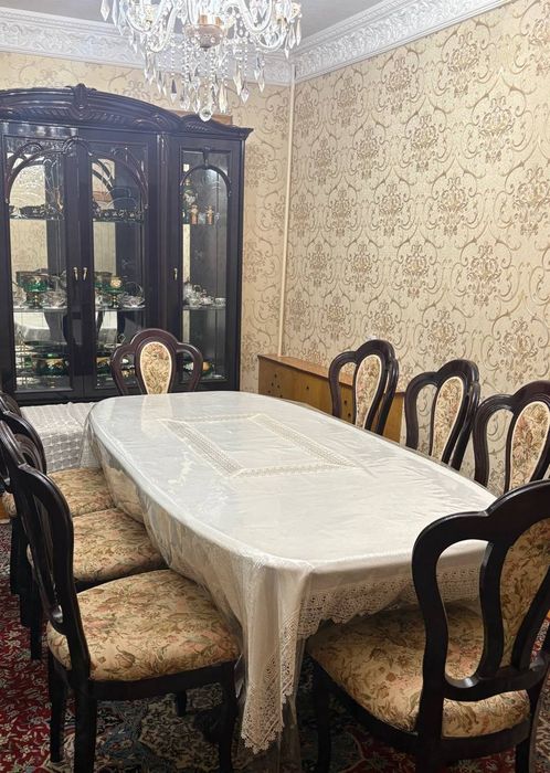 Olmazor tumani sebzor 5 xona uy Sotiladi hamma mebel texnikalari qolad