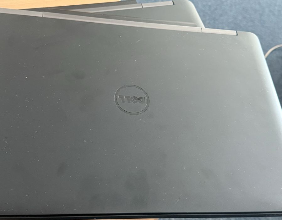 Продам ноутбук Dell