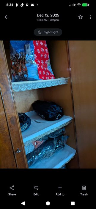 Dulap/ sifonier vintage lemn masiv furniruit, mare, elegant, anii 80.