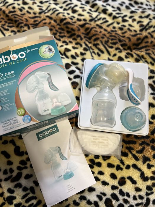 Ручной молокоотсос бренда Baboo