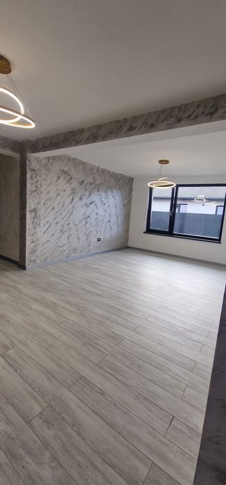 Casă de vanzare Hemeius