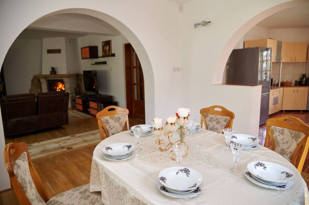 Casă de vânzare Patârlagele