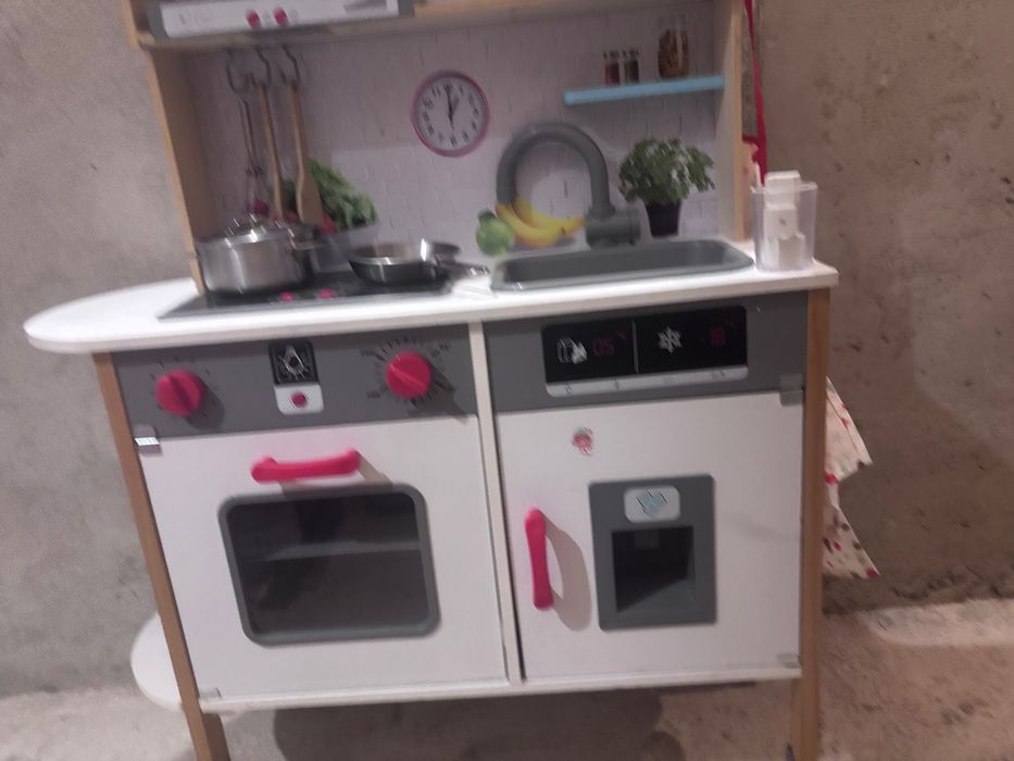 Дервена детска кухня Lidl