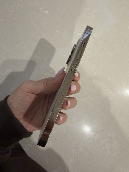 Iphone 14 pro златен, 128 GB