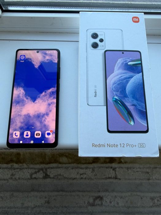 Продам телефон в идеальном состоянии редми 12+ Pro +
