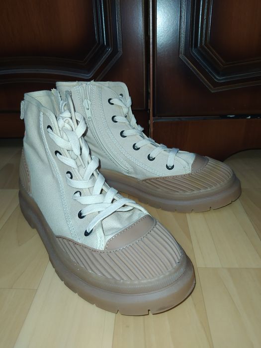 Новые женские кеды от  "ZARA"