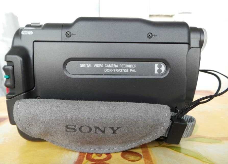 Sony Handycam digital8 PAL Hi8 Digital Camcorder