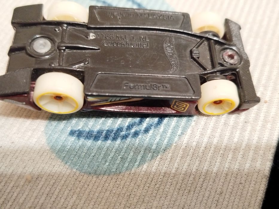 Hot wheels Formul8r™