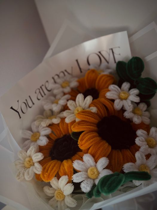 Buchet de flori sârmă plușată