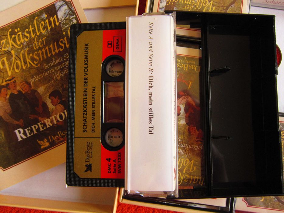 rar 5 casete audio Cântăreți Celebri Cântece Nemuritoare ReadersD.1992