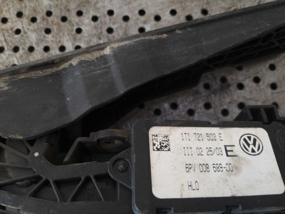 Pedala acceleratie vw touran 1t 1t1721503e