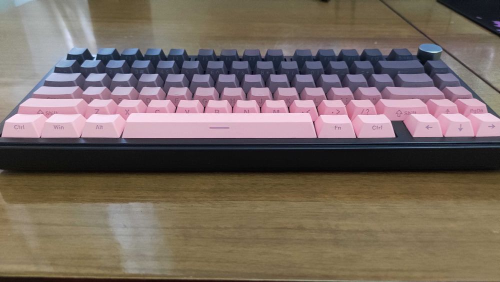Продается беспроводная клавиатура Attack Shark X85