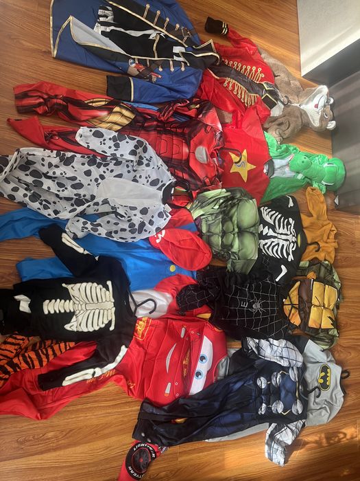 Детски парти костюмчета