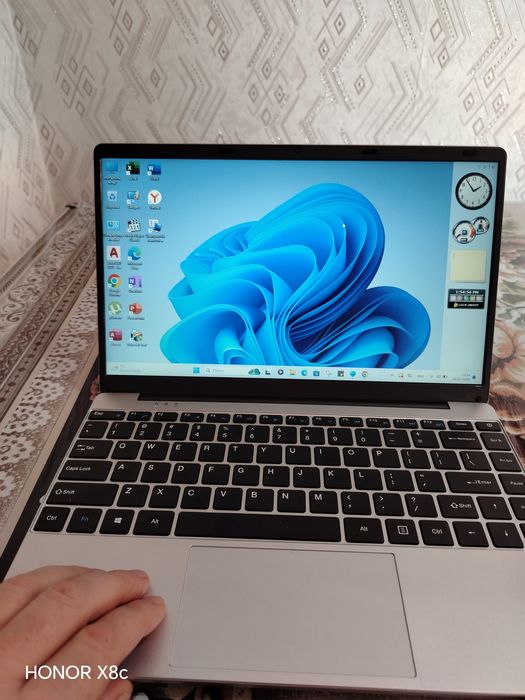 Ноутбук Сотилади (Янги)