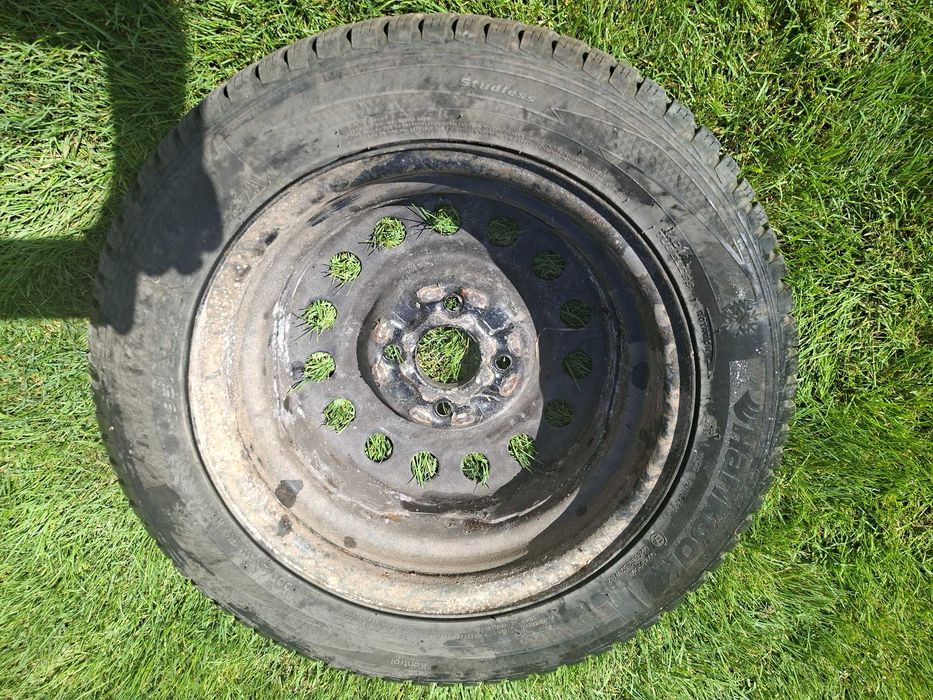 Set 4 roți iarnă Hankook + Jante tablă 4x114.3 (Hyundai, Kia, Chevrolet)