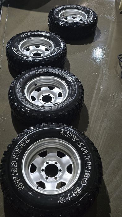 Cauciucuri cu jante R16 6x139.7