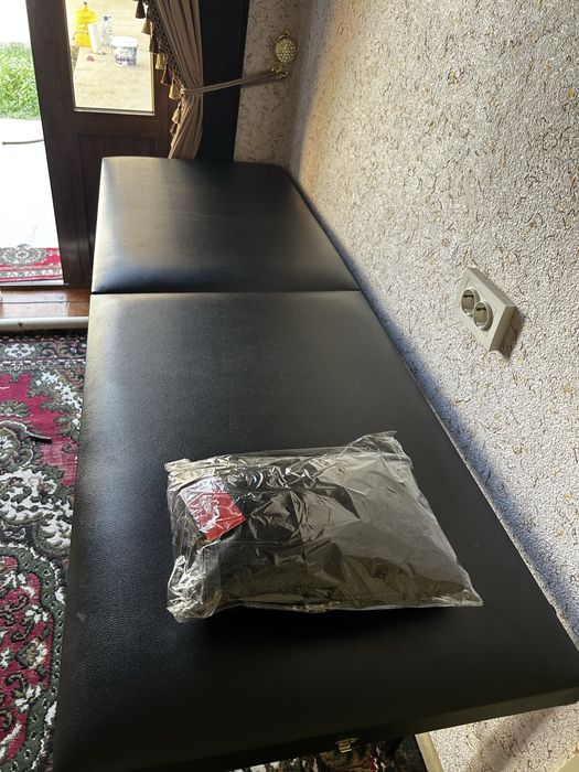 Кушетка, подушка в подарок