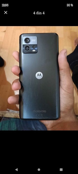 Vând schimb moto g72 128/8 că nou