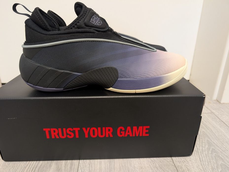 Adidas DON Issue 7 - marime 46 2/3