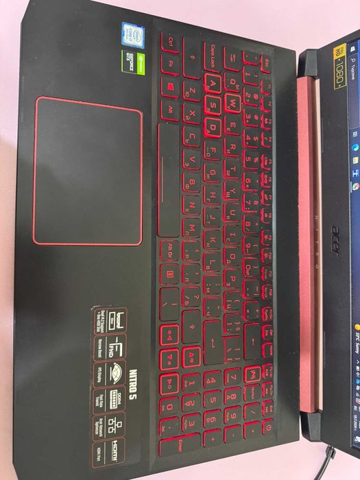 Лаптоп Acer Nitro 5 - пълен комплект