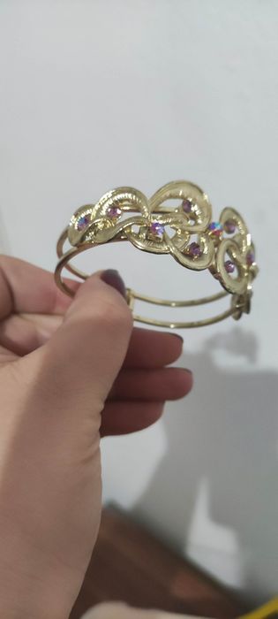 Гривна, имитация на злато