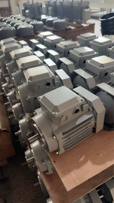 Редукторы Мотор Червячные и Циклоидальные