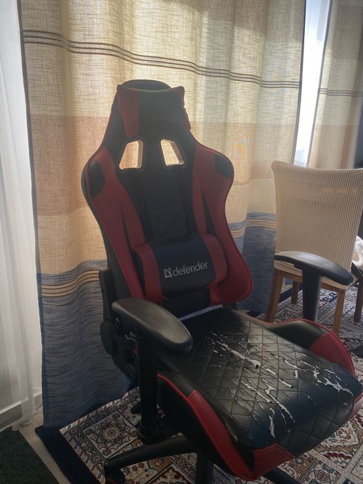 Игровое кресло Defender