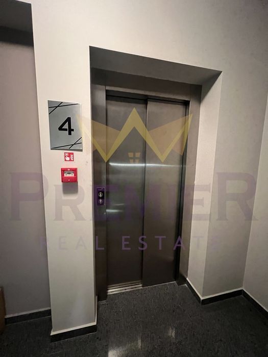 Дава се под наем Офис в Варна, Център - 120 кв.м за 816 € - Снимка #11