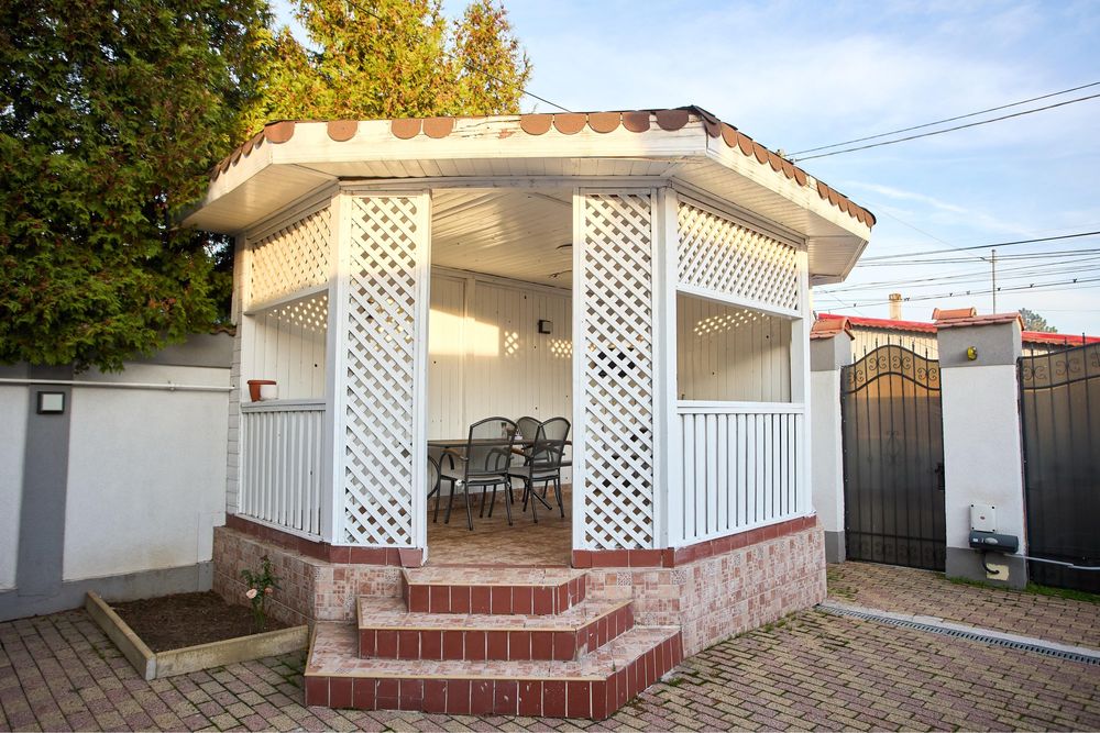 Vila in cartier 23 august proprietar