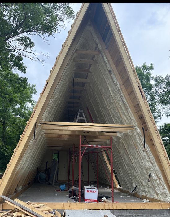 Izolații Izolație spuma poliuretanica termica si fonica. Gratuit