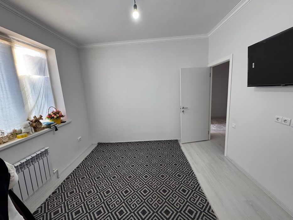 Срочно сотилади 3 хонали кв.