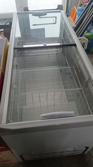 Бирюса морозильники, холодильник