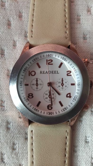 Дамски ръчен часовник кварцов механизъм