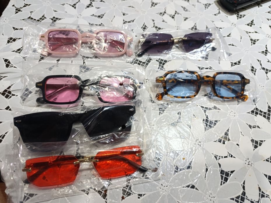 очки солнцезащитные