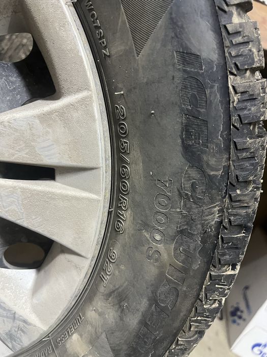 Продам зимнюю резину