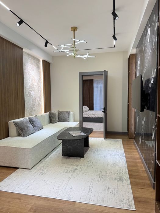 Yakkasaroy city mall