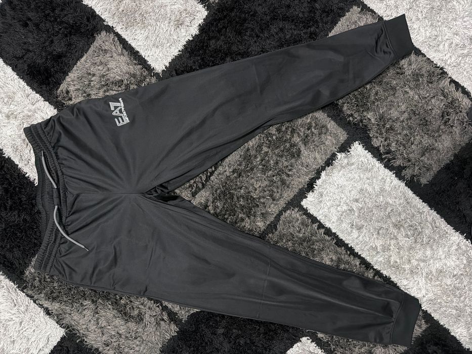 Luda EA7 панталони