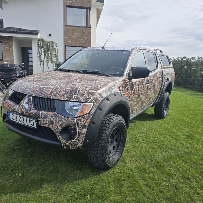 Vând Mitsubishi L200