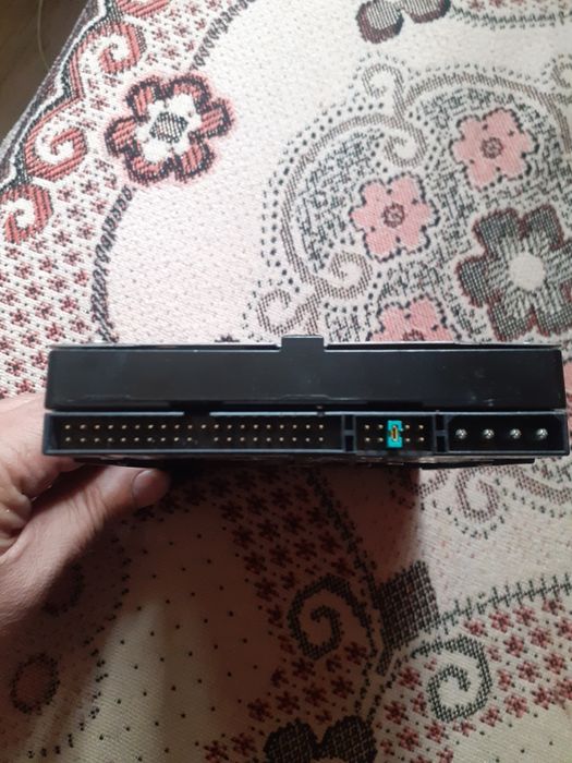 Жёсткий диск 320гиг