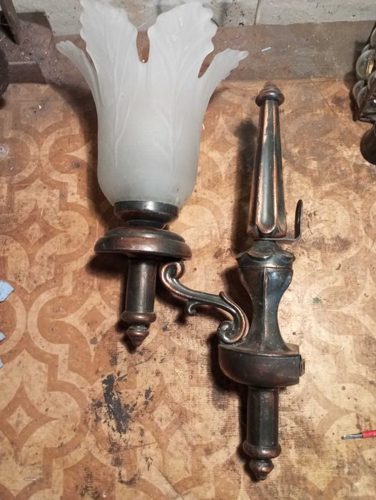 Лот от разнообразни лампи