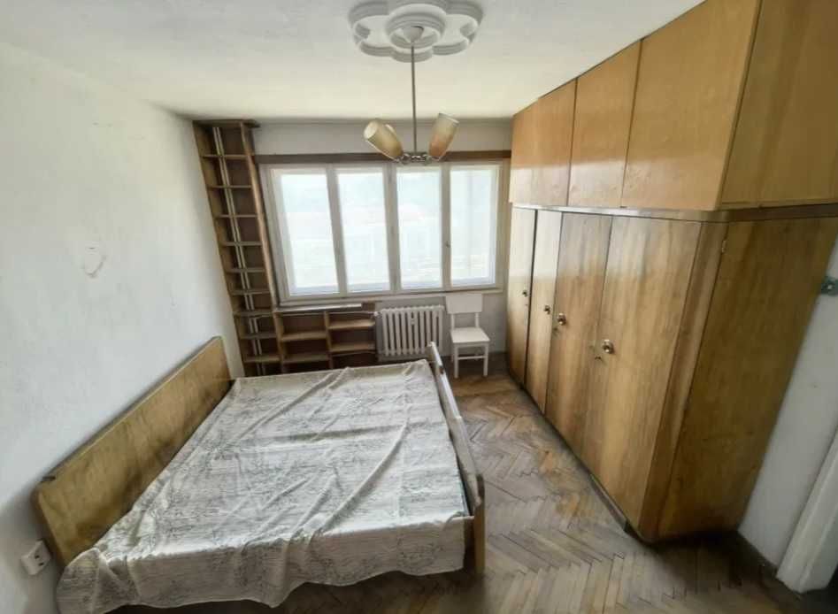 Продава се Двустаен апартамент в Плевен, Идеален център - 70 кв.м за 1300 €/кв.м - Снимка #2