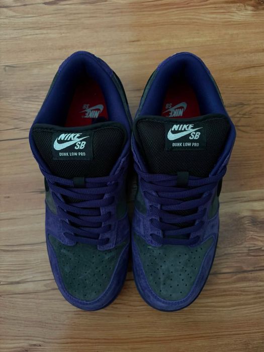 Supreme x Nike SB Dunk Low “Ink” / “94”