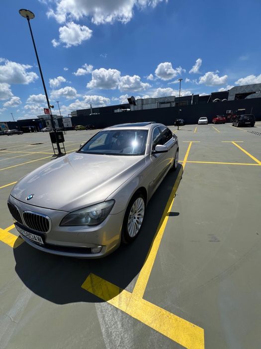 Bmw 740 x drive full options