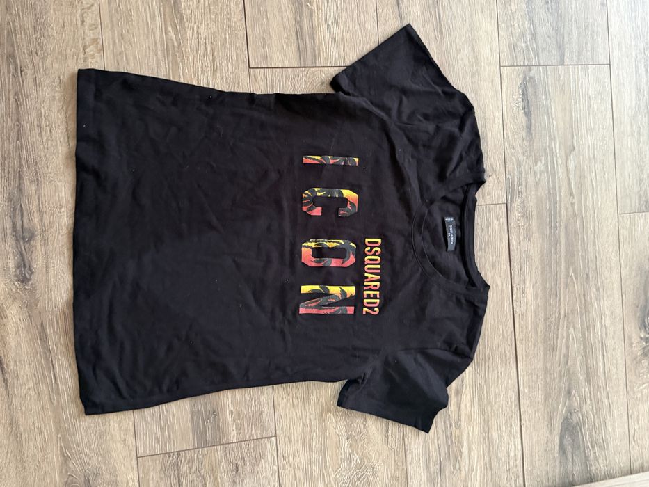 Дамски тениски dsquared2 различни модели