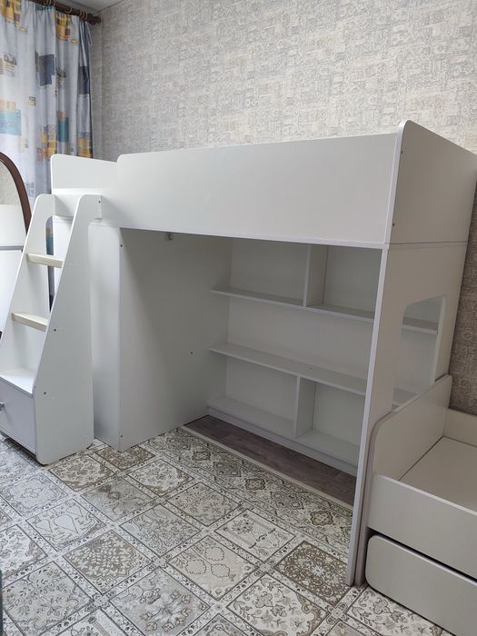 Продам детский уголок