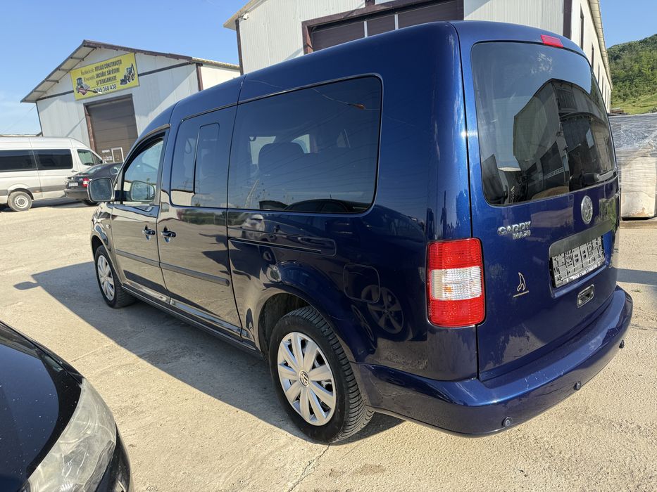 Vw Caddy maxi 2.0 7 locuri cutie manuala