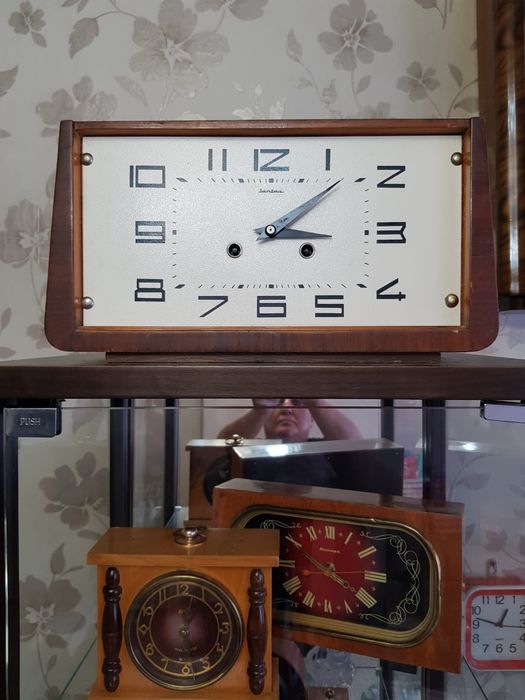 Продам Каминные часы с боем