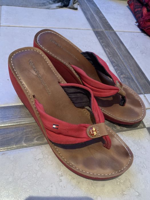 Летние шлепки на платформе