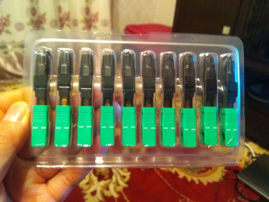 Оптический коннектор